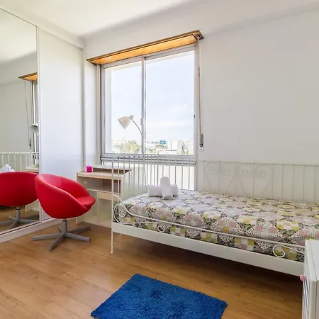 Familial Near Expo * Lisbon