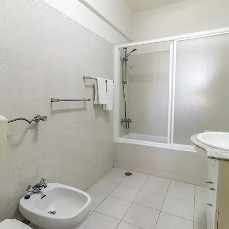 Familial Near Expo Apartment Lisbon